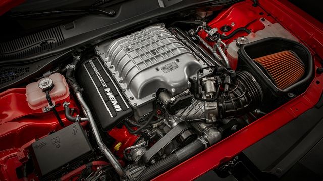 Dodge показала 850-сильний суперкар Demon. І він повністю відповідає своїй назві - фото 159463