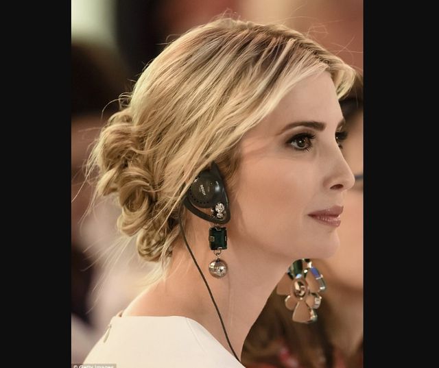 Як Іванка Трампа осоромилася на гала-вечері в Берліні: опубліковані фото - фото 162700