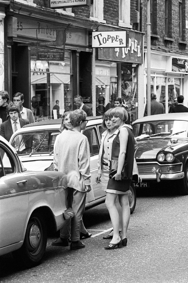 Вуличне життя Лондона у 50-70х: неймовірні фото - фото 156820
