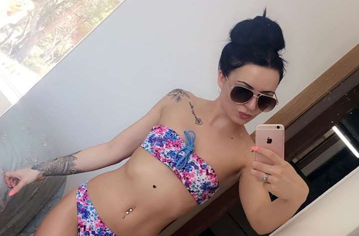 Британка врятувала собі життя завдяки любові до селфі