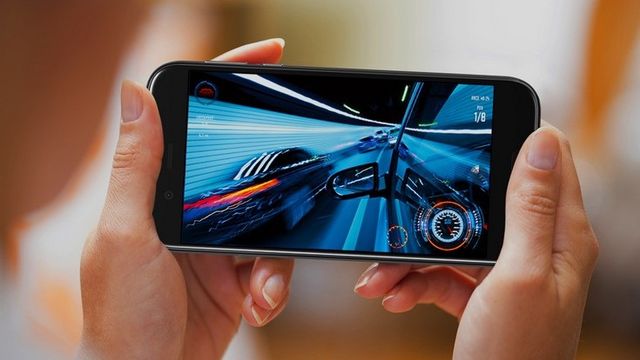 Sharp представила новий флагман з потужною камерою - фото 160955