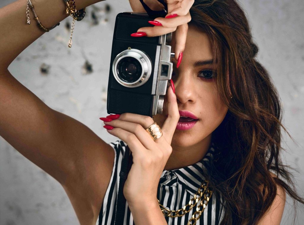 Найпопулярніша зірка Instagram побила власний рекорд: фотофакт