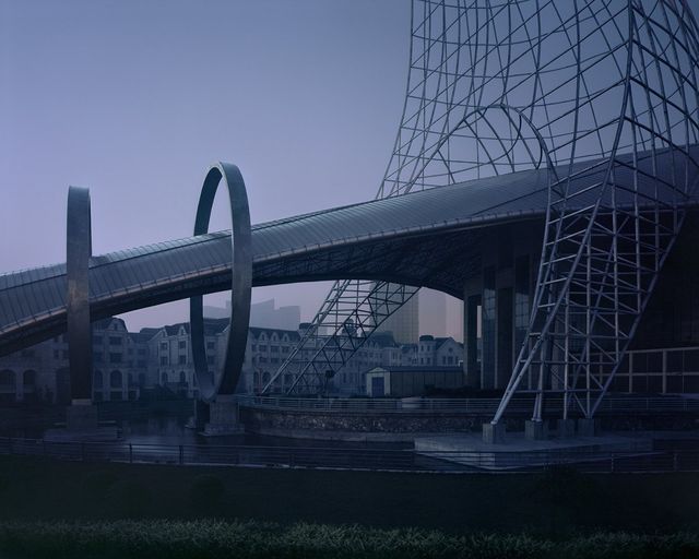 Фотограф показав міста-примари Китаю: моторошні фото - фото 161181