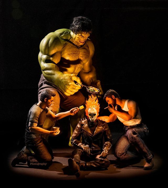 Фотограф показав, що роблять супергерої у вільний час - фото 159536