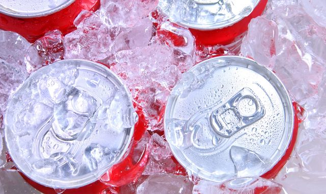 Які продукти особливо небезпечні в спекотні дні? - фото 158600