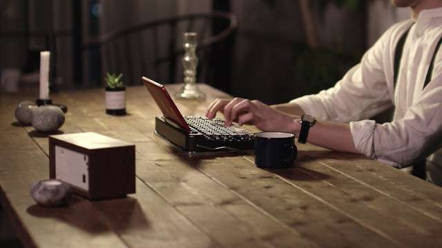 На Kickstarter з'явився проект клавіатури для хіпстерів - фото 158676