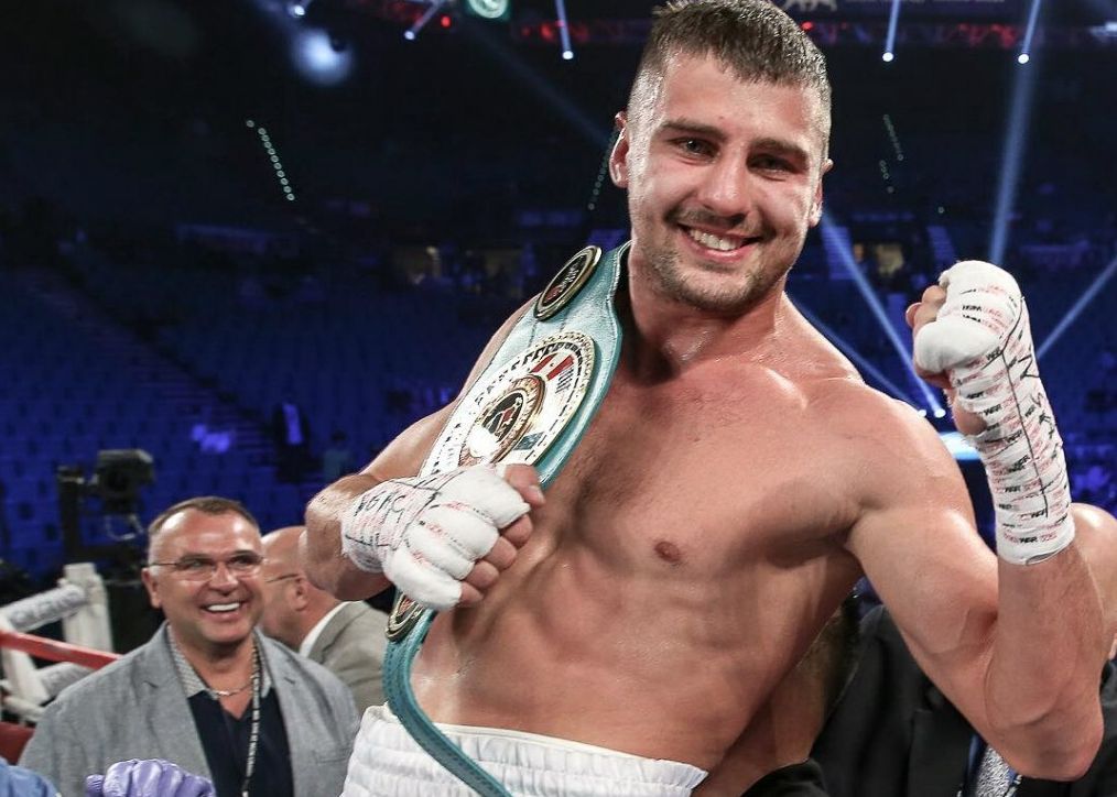 "Мочіть усіх!": відомий боксер звернувся до патріотів