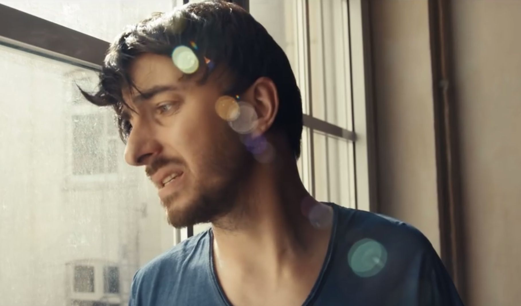 "Люди жити танцювати світ": як пісня від шимпанзе підкорила Німеччину