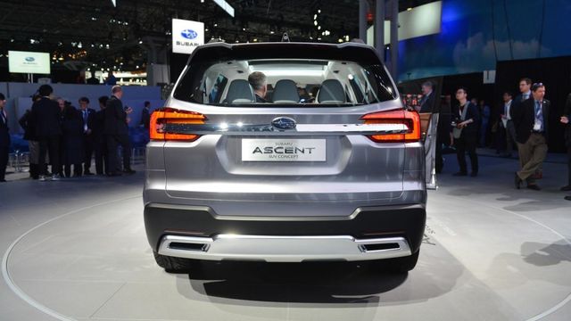Subaru показала потужний семимісний кросовер Ascent - фото 159712