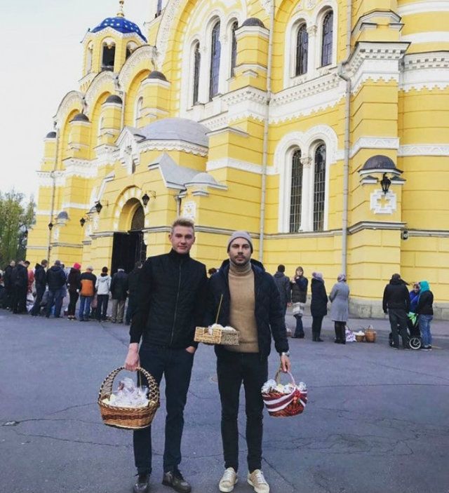 Як українські футболісти проводять Великдень - фото 160133