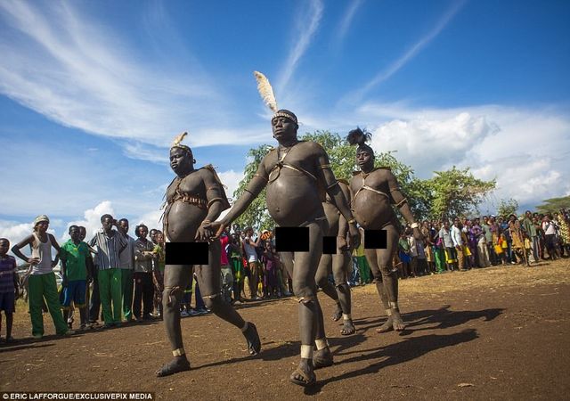 Як виглядає конкурс краси серед чоловіків в Ефіопії (18+) - фото 156753