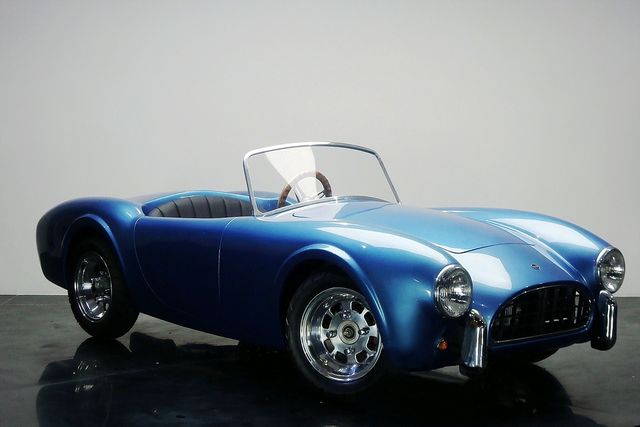 Як виглядають найкращі автомобілі для дітлахів - фото 158402