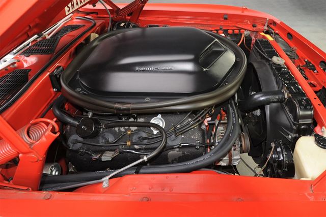 Легендарне американське купе 70-х продають за ціною Ferrari - фото 162652