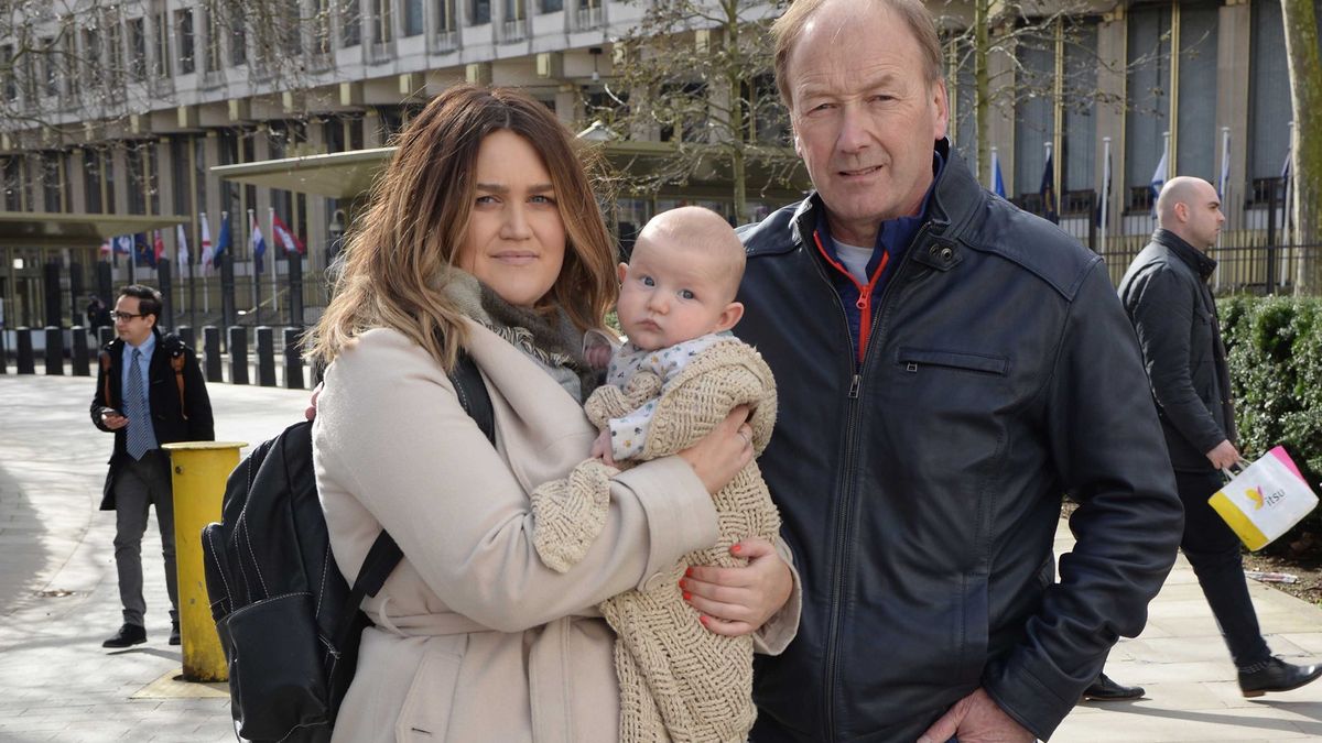 В Англії 3-місячного малюка запідозрили у тероризмі - фото 1