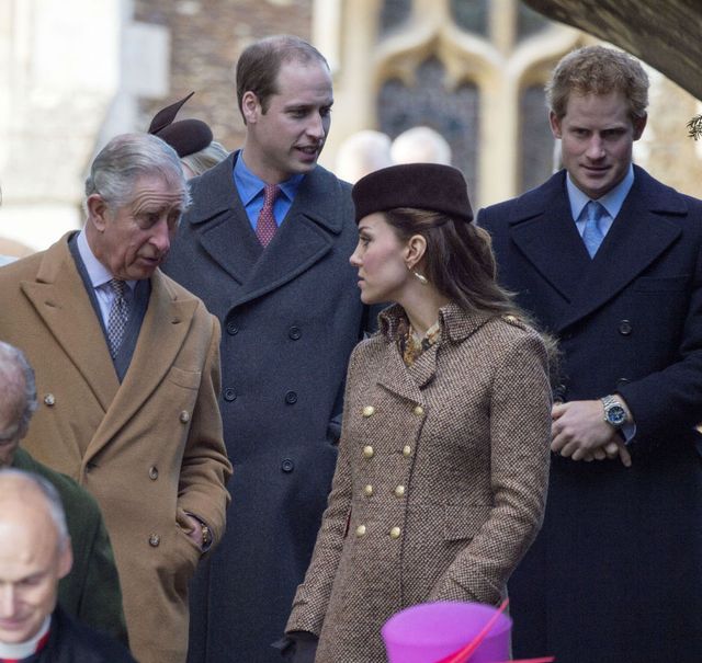 Правила, які не може порушувати навіть королева Британії - фото 160311