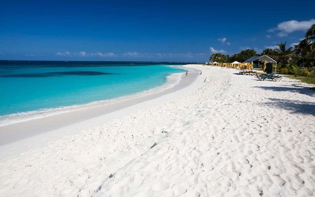 Відпочинок для двох: 15 найромантичніших островів у світі - фото 156412