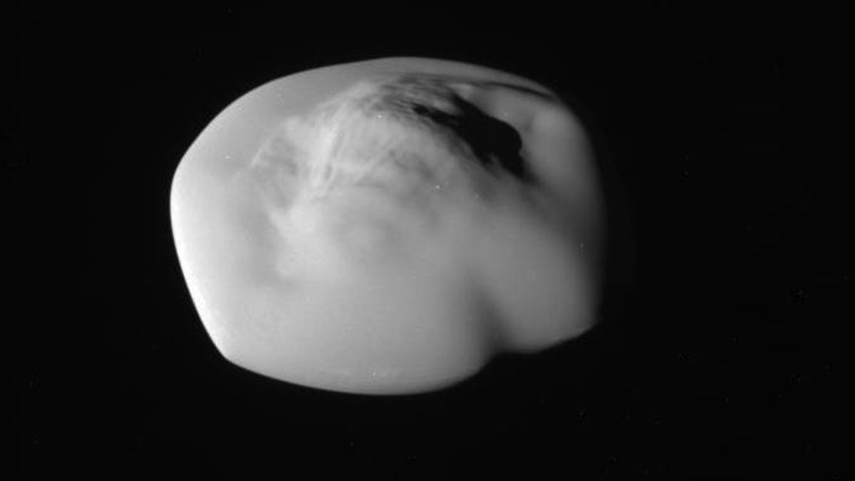 Як равіолі: незвичайне відео супутника Сатурна - фото 1