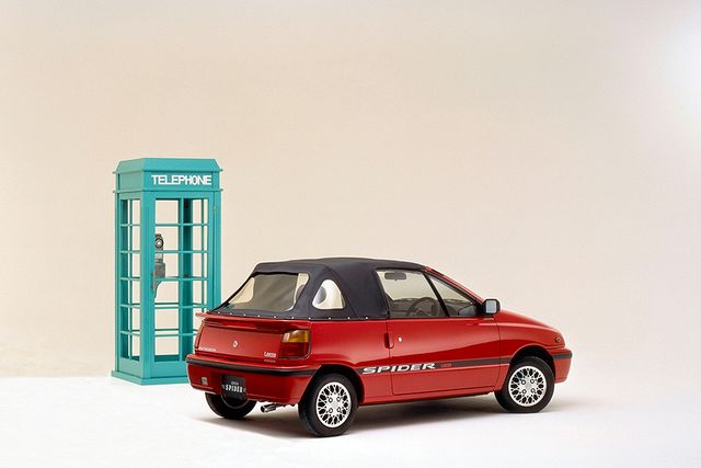 Як виглядають надзвичайно компактні автомобілі у світі - фото 158440