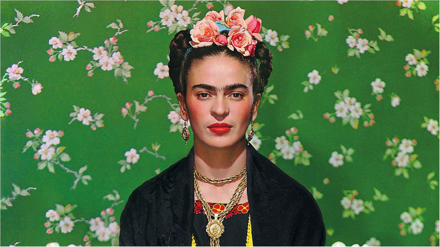 Фотограф показав таємний гардероб Фріди Кало