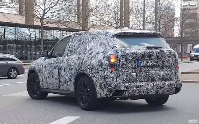 З’явилися перші шпигунські фото оновленого BMW Х5 - фото 163202