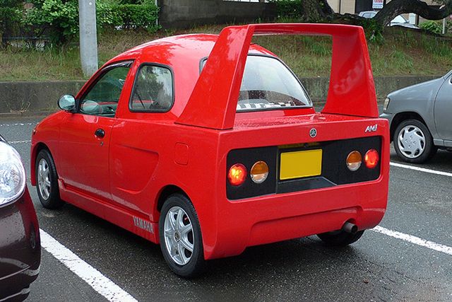 Як виглядають надзвичайно компактні автомобілі у світі - фото 158451