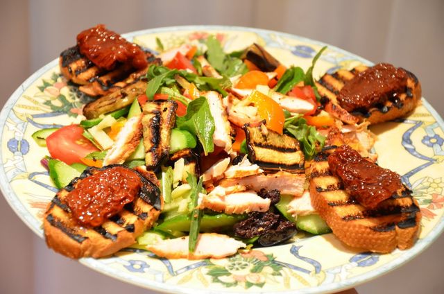 Ідеальна вечеря. Готуємо легкий, але теплий салат - фото 163041