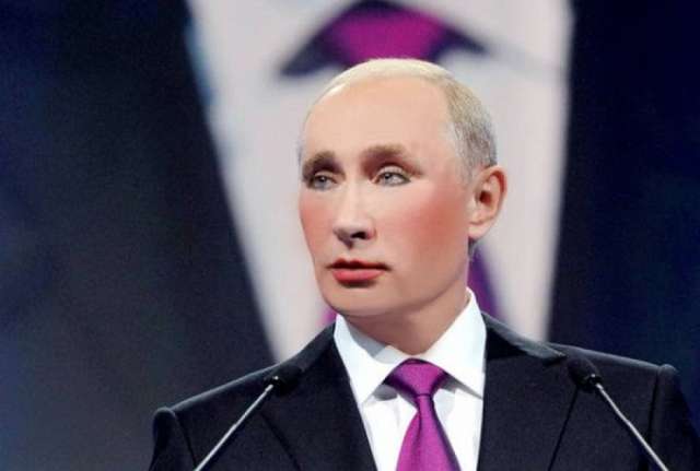 РФ визнала екстремістським зображення Путіна з нафарбованими губами - фото 157181