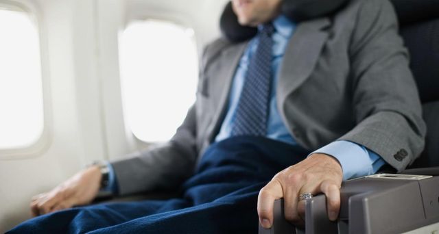 Без паніки! Що означають дивні звуки в літаку - фото 160121