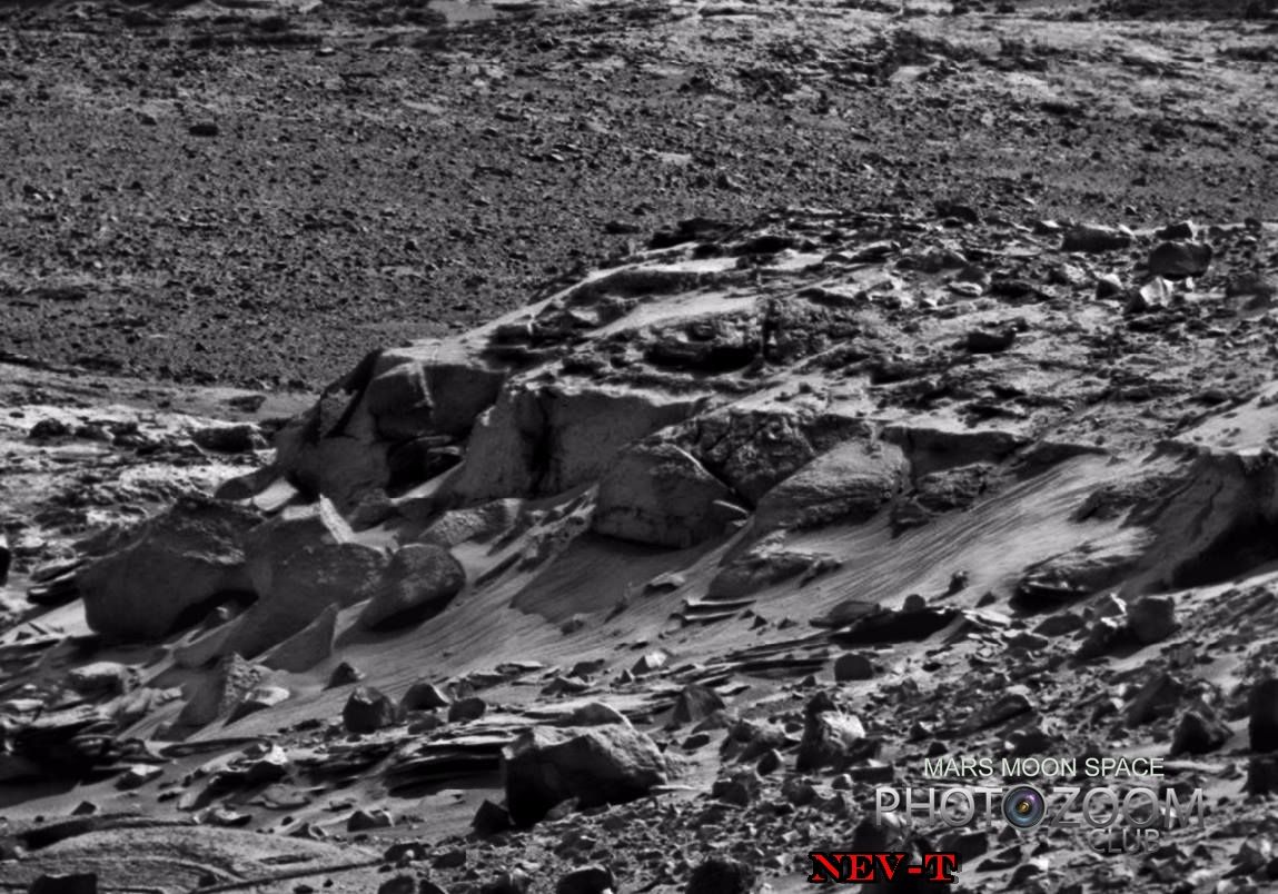 На Червоній планеті виявили "вежі марсіан" - фото 1