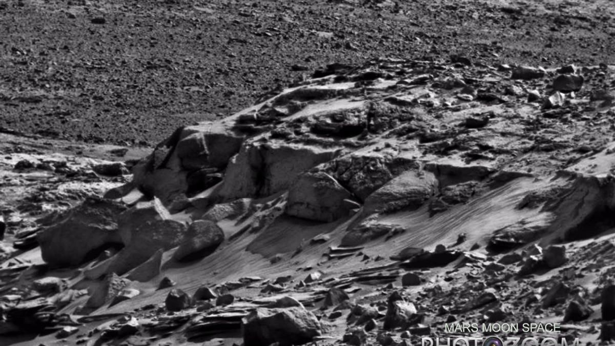 На Червоній планеті виявили "вежі марсіан" - фото 1