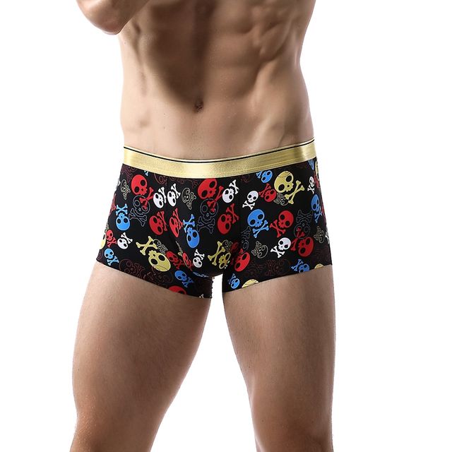 Сімейки або плавки: про що говорить ваша спідня білизна? - фото 156576