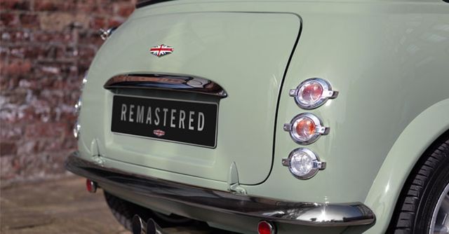 Машина мрії! Британці випустили сучасну версію оригінального MINI - фото 157884