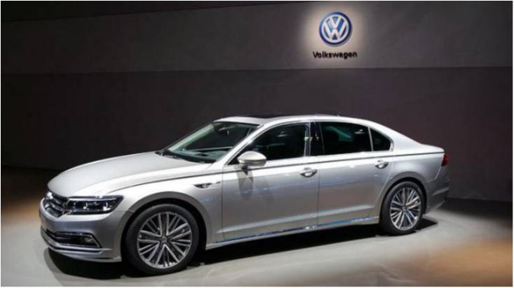 Volkswagen представив шикарний гібридний седан