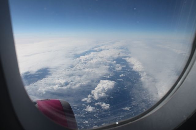 Чому у літаках округлені вікна