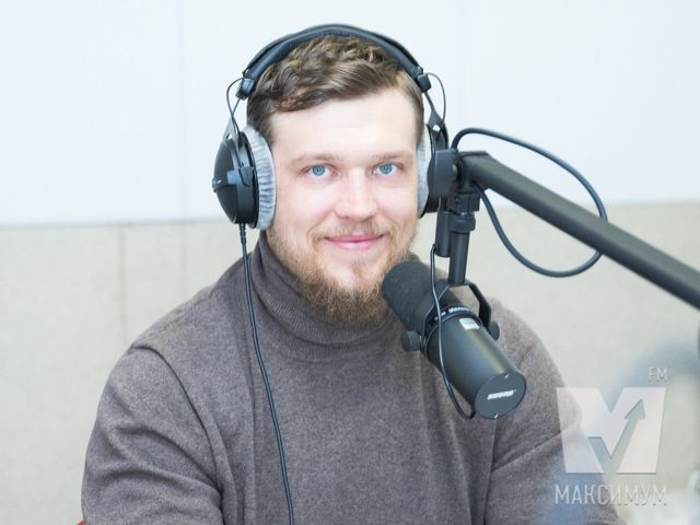 Ви маєте це побачити! Василь Вірастюк перевірив "біцуху" ведучих Радіо МАКСИМУМ - фото 162622