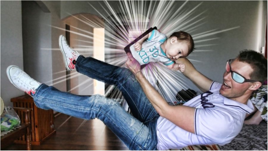 Татусь-фотограф показав життя із сином в серії кумедних знімків