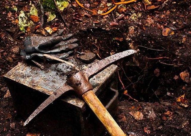 Археологи знайшли капсулу часу Жуля Верна - фото 161172