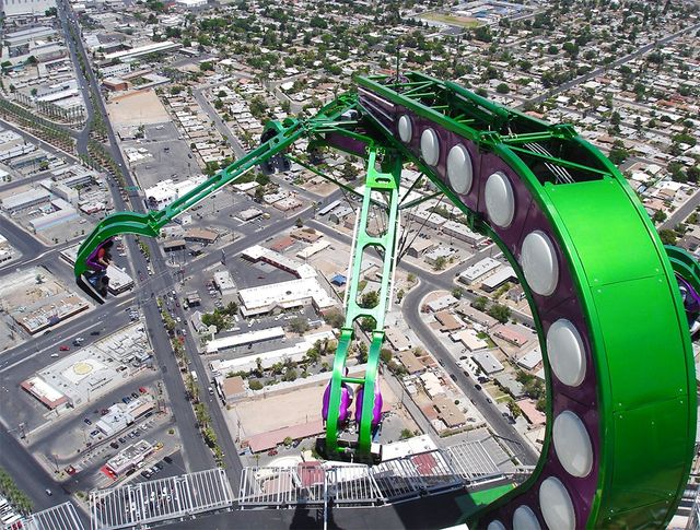 10 божевільних атракціонів світу, від яких перехоплює подих - фото 162771