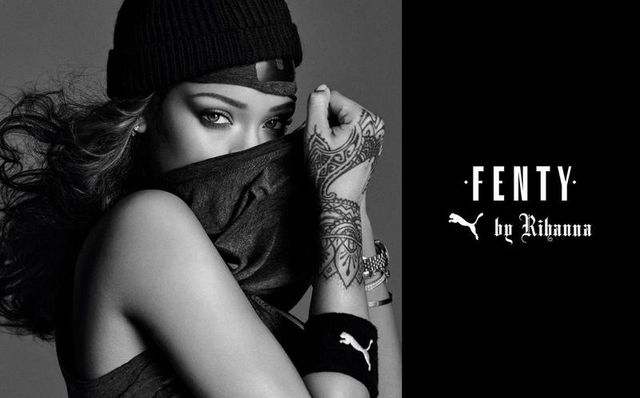 Розкішна Rihanna і відверта сестра Кардашян: найсексуальніші фото тижня - фото 156452