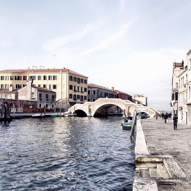 Прогулянка весняною Венецією: чарівні фото - фото 162260