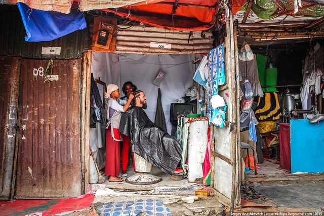 Як виглядає "африканський Брюссель": екзотичні фото - фото 156100