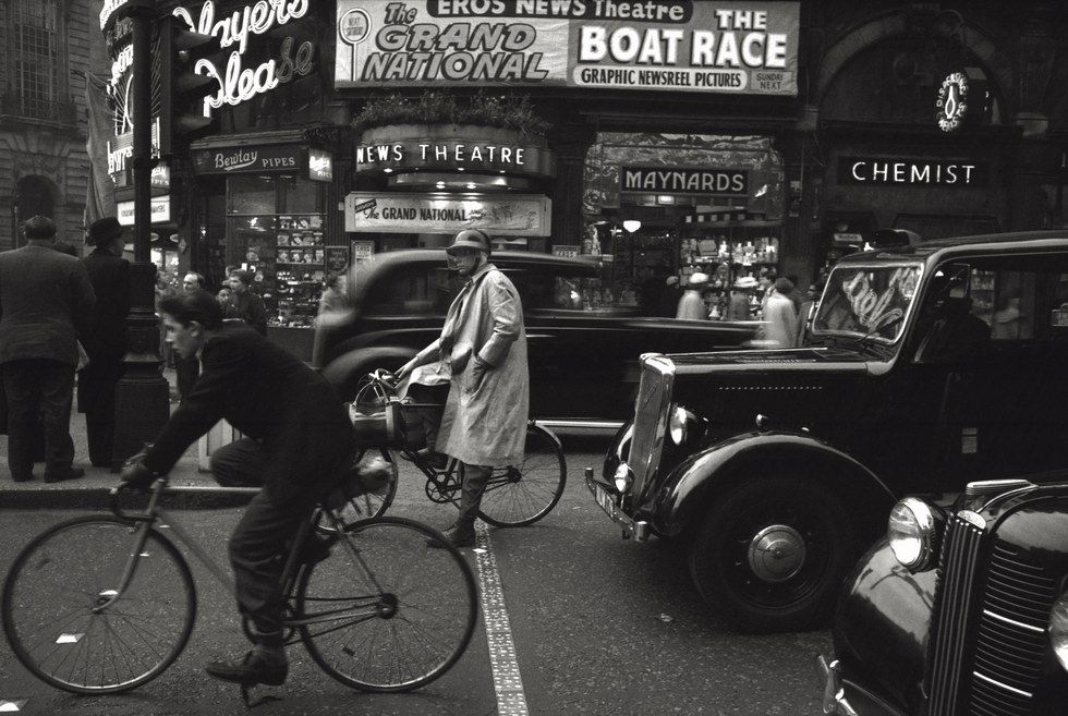 Вуличне життя Лондона у 50-70х: неймовірні фото