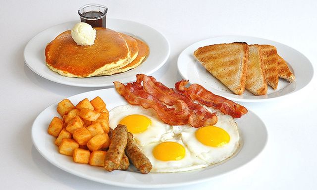 Що можна поїсти на $30 у різних країнах світу? - фото 157619