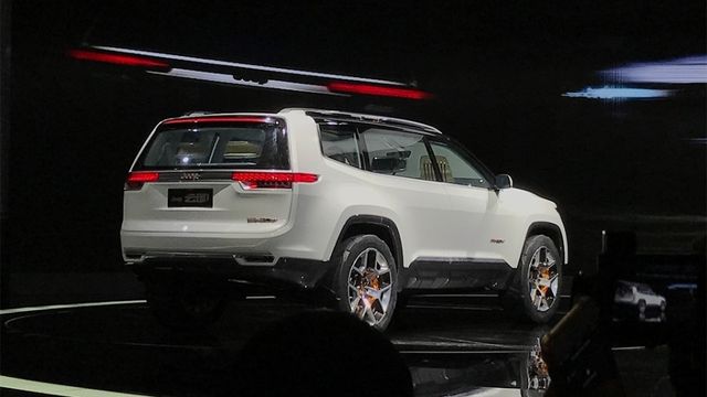 Jeep підготував для китайців семимісну "хмару" - фото 162375