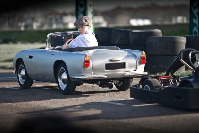 Як виглядають найкращі автомобілі для дітлахів - фото 158407