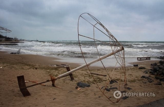 Одесу накрив потужний шторм: вражаючі фото і відео стихії - фото 161299