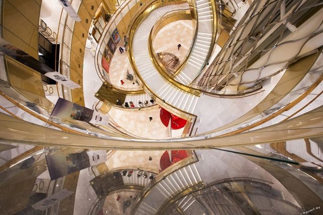 Що ховається всередині головного хмарочоса Південної Кореї - фото 159969