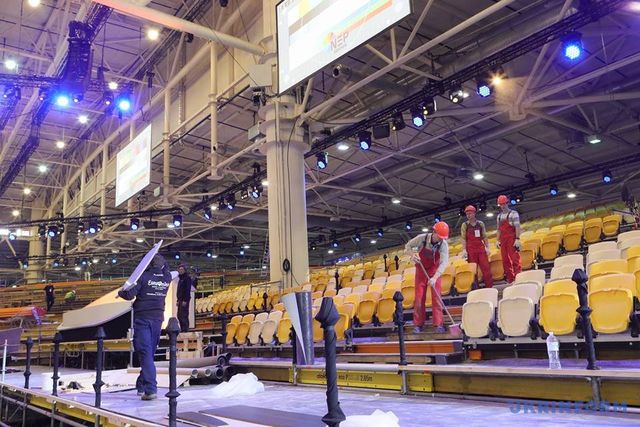 Сцена для Євробачення практично готова: фоторепортаж - фото 160816