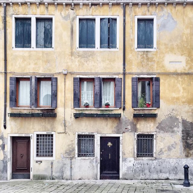 Прогулянка весняною Венецією: чарівні фото - фото 162256