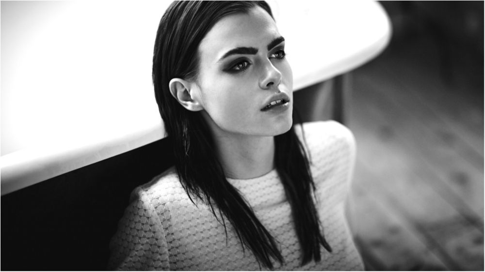 Відома модель показала свій целюліт: відверті фото